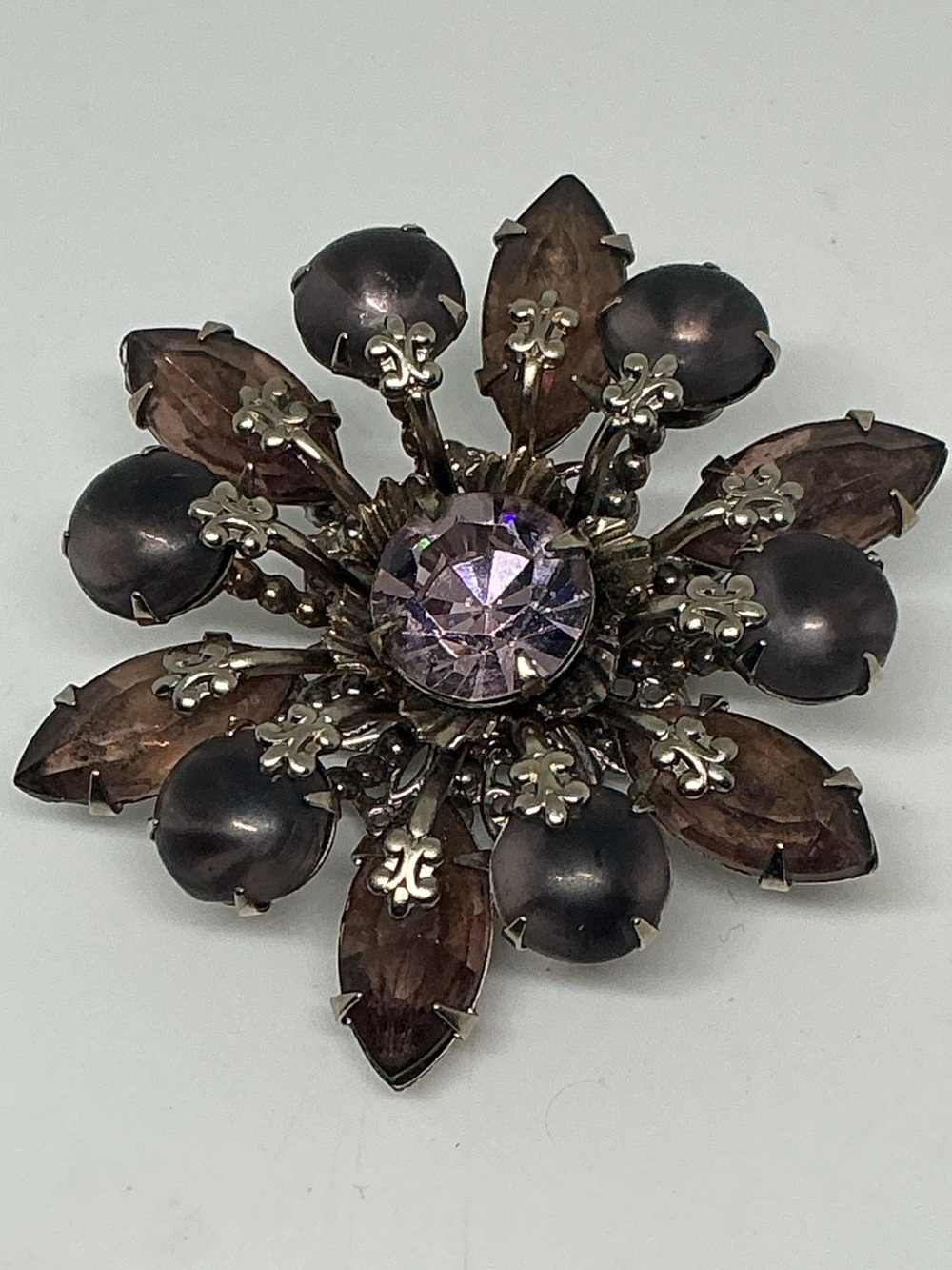Vintage MCM Starburst/Flower Lavender Rhinestone Brooch